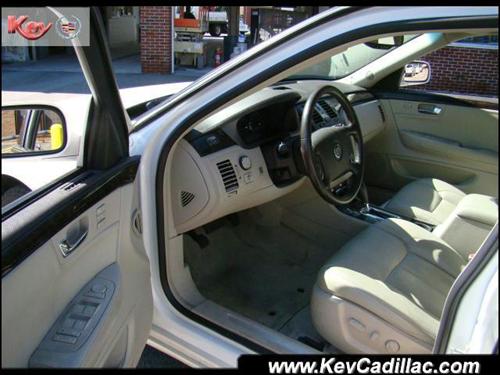 Cadillac DTS 2008 photo 4