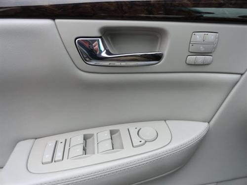 Cadillac DTS 2008 photo 3