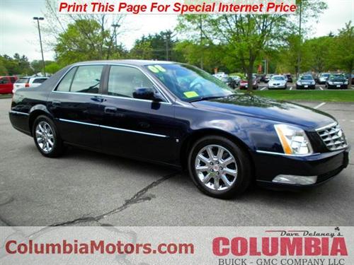Cadillac DTS 2008 photo 1