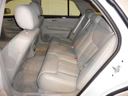 Cadillac DTS 2008 photo 1