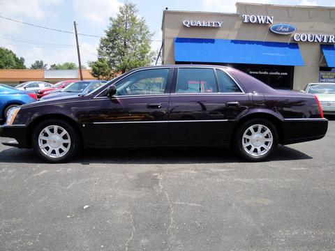 Cadillac DTS 2008 photo 2
