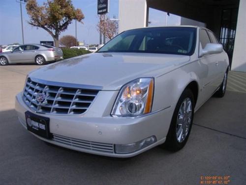 Cadillac DTS XLT Pickup 4D 5 1/2 Ft Other