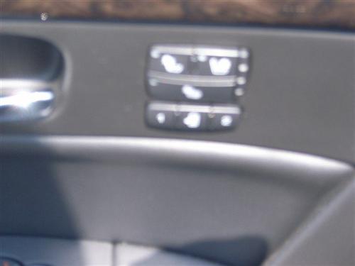 Cadillac DTS SE Sedan Other