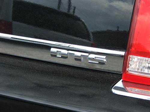 Cadillac DTS 2008 photo 1