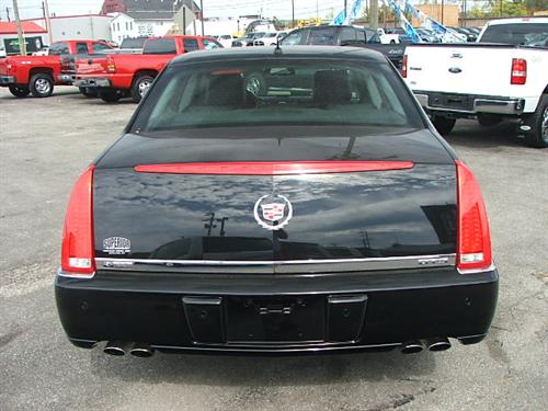 Cadillac DTS 2008 photo 3