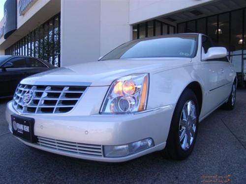 Cadillac DTS XLT Pickup 4D 5 1/2 Ft Other