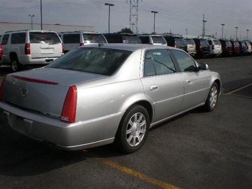 Cadillac DTS 2008 photo 3