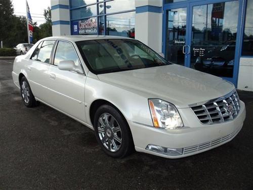 Cadillac DTS 2008 photo 2