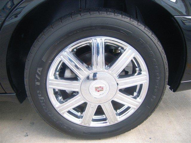 Cadillac DTS 2008 photo 3