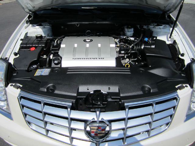 Cadillac DTS 2008 photo 9