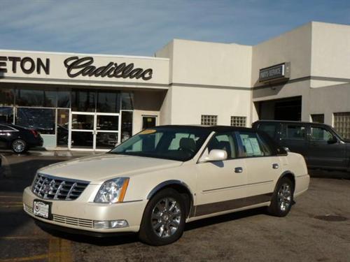 Cadillac DTS XLT Pickup 4D 5 1/2 Ft Other