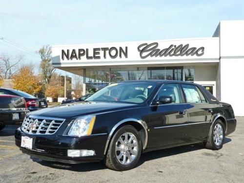 Cadillac DTS XLT Pickup 4D 5 1/2 Ft Other