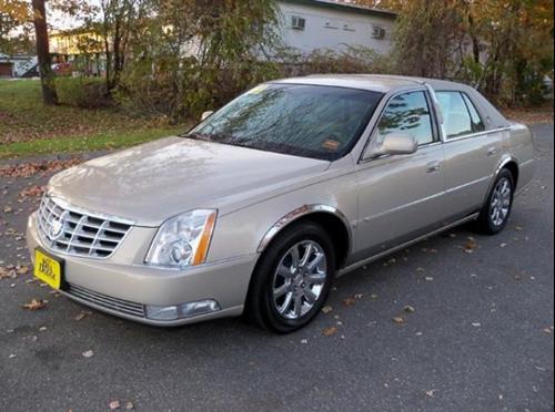Cadillac DTS 2008 photo 1