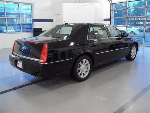 Cadillac DTS 2008 photo 4
