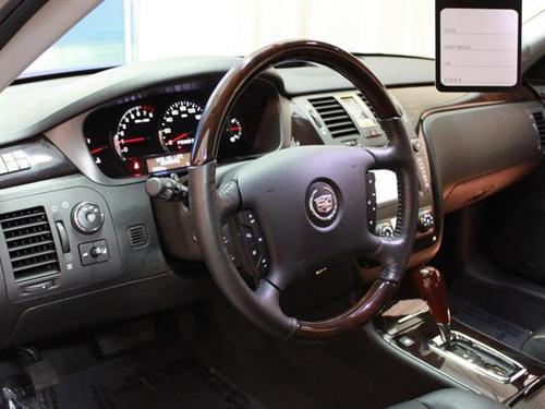 Cadillac DTS 2008 photo 4