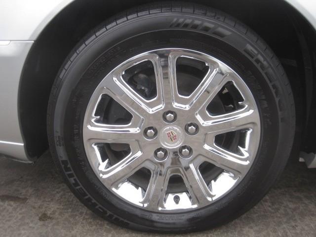 Cadillac DTS 2008 photo 4