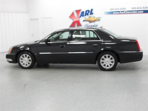 Cadillac DTS 2008 photo 1