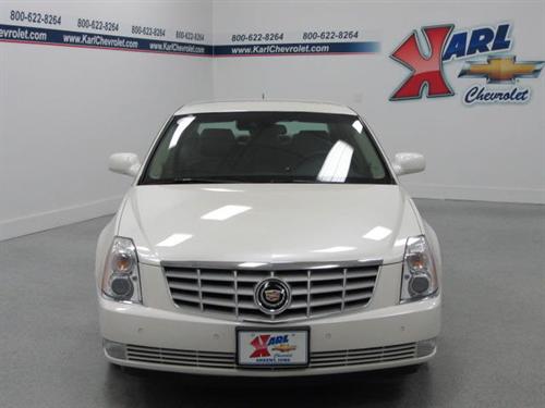 Cadillac DTS 2008 photo 3