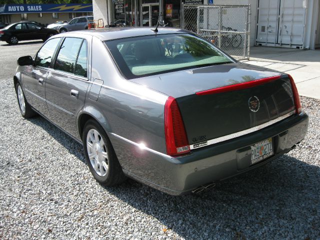 Cadillac DTS 2008 photo 3