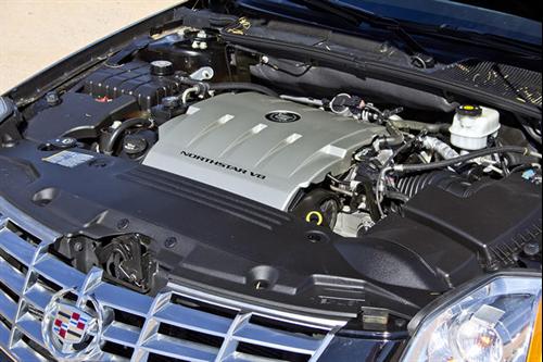 Cadillac DTS 2008 photo 2