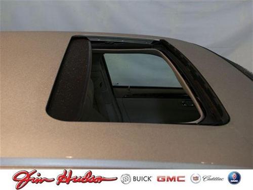Cadillac DTS 2008 photo 2