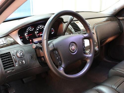 Cadillac DTS 2008 photo 4