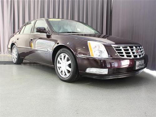 Cadillac DTS 2008 photo 1