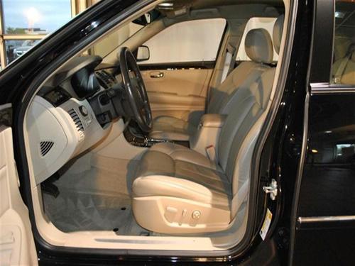 Cadillac DTS 2008 photo 2