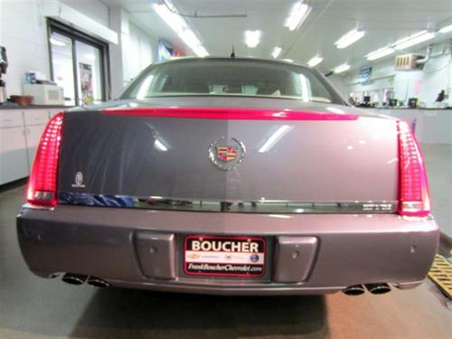 Cadillac DTS 2008 photo 3