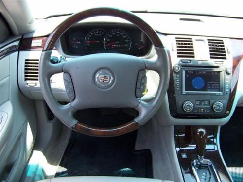 Cadillac DTS XLT Pickup 4D 5 1/2 Ft Other