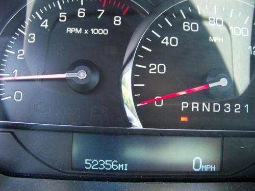 Cadillac DTS 2008 photo 2