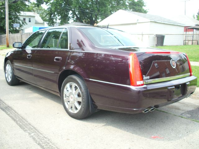 Cadillac DTS 2008 photo 3