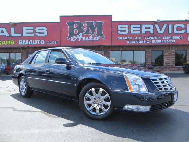 Cadillac DTS 2009 photo 1