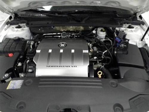 Cadillac DTS 2010 photo 2