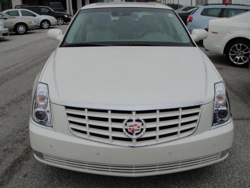 Cadillac DTS Lariat DVD Other
