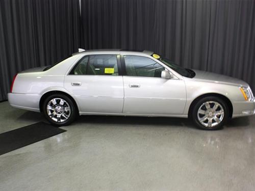 Cadillac DTS XLT Pickup 4D 5 1/2 Ft Other