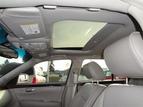 Cadillac DTS 2010 photo 5