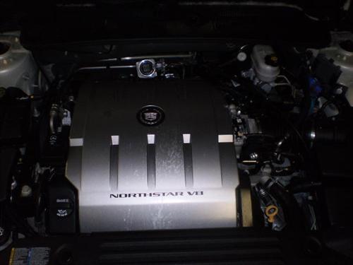 Cadillac DTS 2010 photo 2