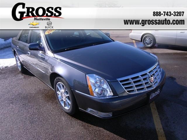 Cadillac DTS Unknown Sedan