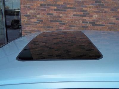 Cadillac DTS 2010 photo 3