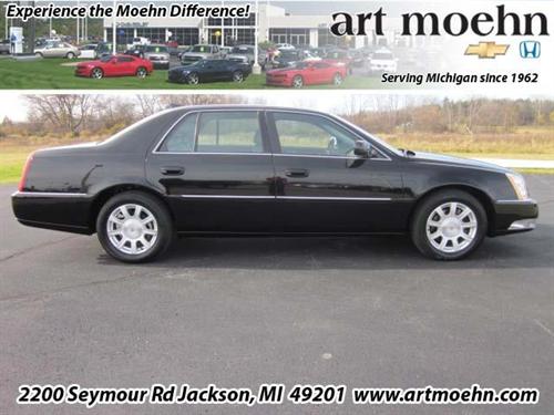 Cadillac DTS XLT Pickup 4D 5 1/2 Ft Other