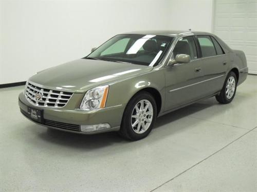 Cadillac DTS XLT Pickup 4D 5 1/2 Ft Other