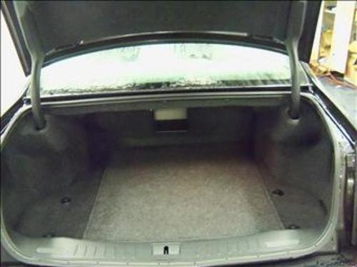 Cadillac DTS 2010 photo 3