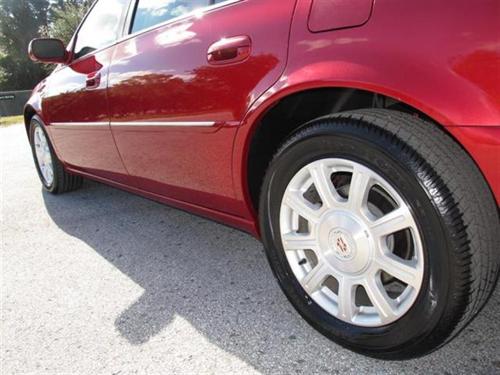 Cadillac DTS 2010 photo 3