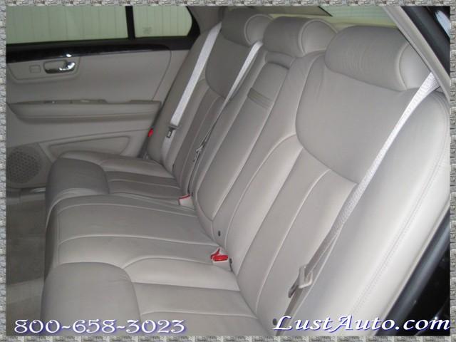 Cadillac DTS 2010 photo 3