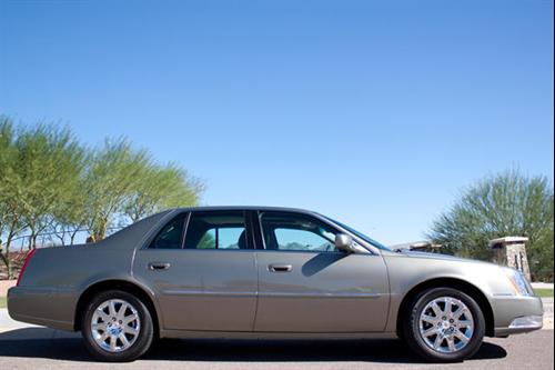 Cadillac DTS Lariat DVD Other