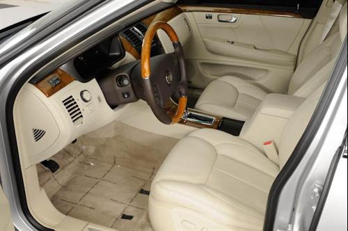 Cadillac DTS 2010 photo 4