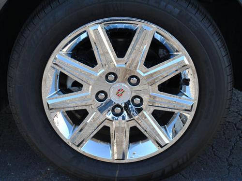 Cadillac DTS 2010 photo 3