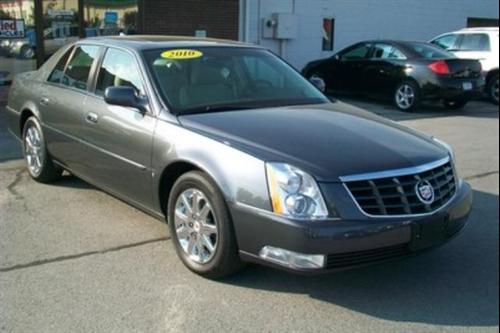 Cadillac DTS 2010 photo 3