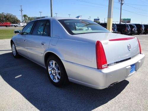 Cadillac DTS XLT Pickup 4D 5 1/2 Ft Other